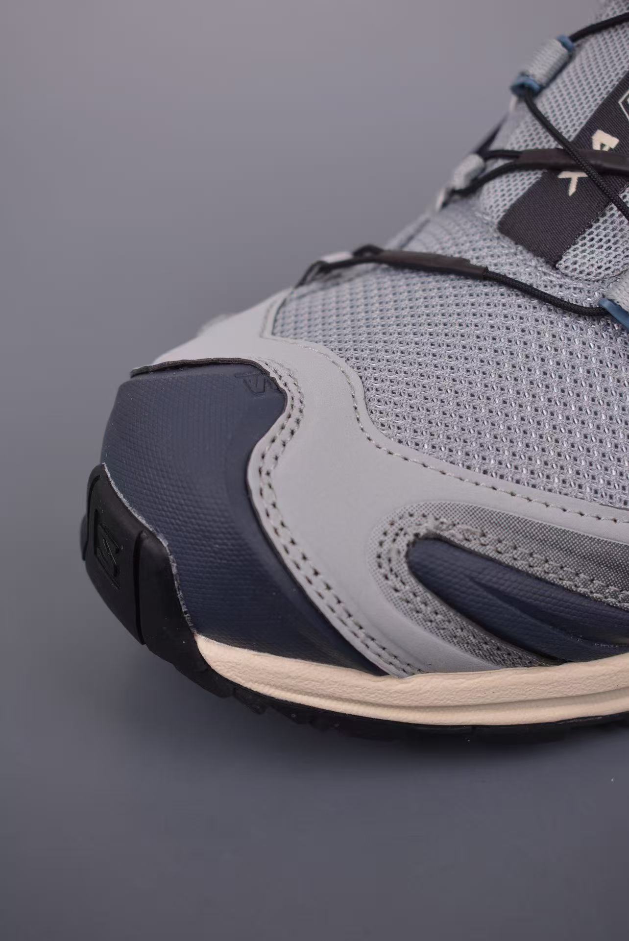 Salomon - Image 7